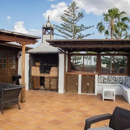 فيلة Piscine Jacuzzi