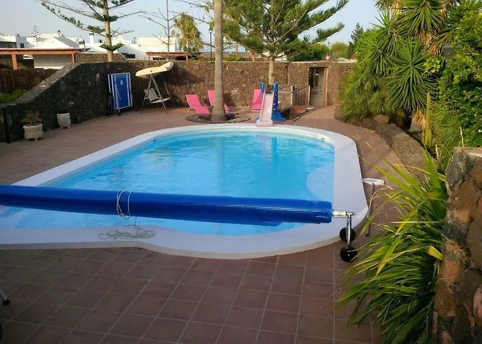 Piscine Jacuzzi فيلة بويرتو ذيل كارمين