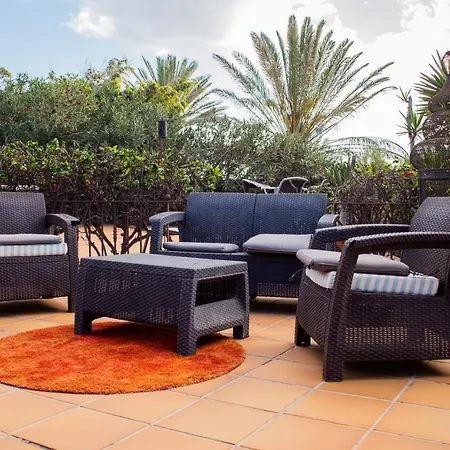 Piscine Jacuzzi Villa *