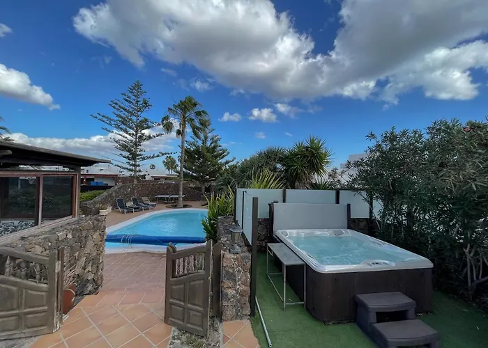 Piscine Jacuzzi Villa