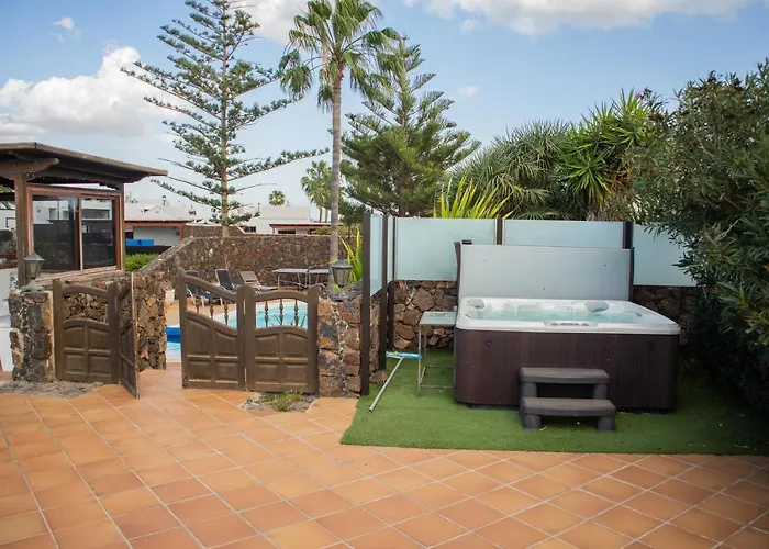Piscine Jacuzzi Villa Puerto del Carmen (Lanzarote)